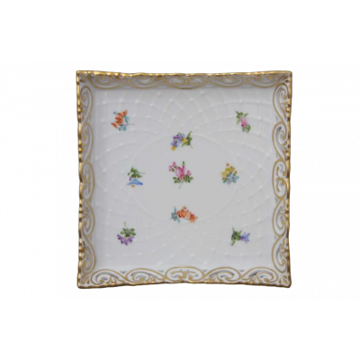 TRAY HEREND