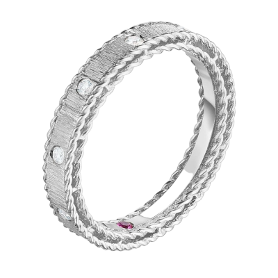 PRINCESS RING